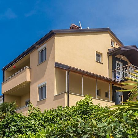 Apartmani Tena ニヴィーチェ エクステリア 写真