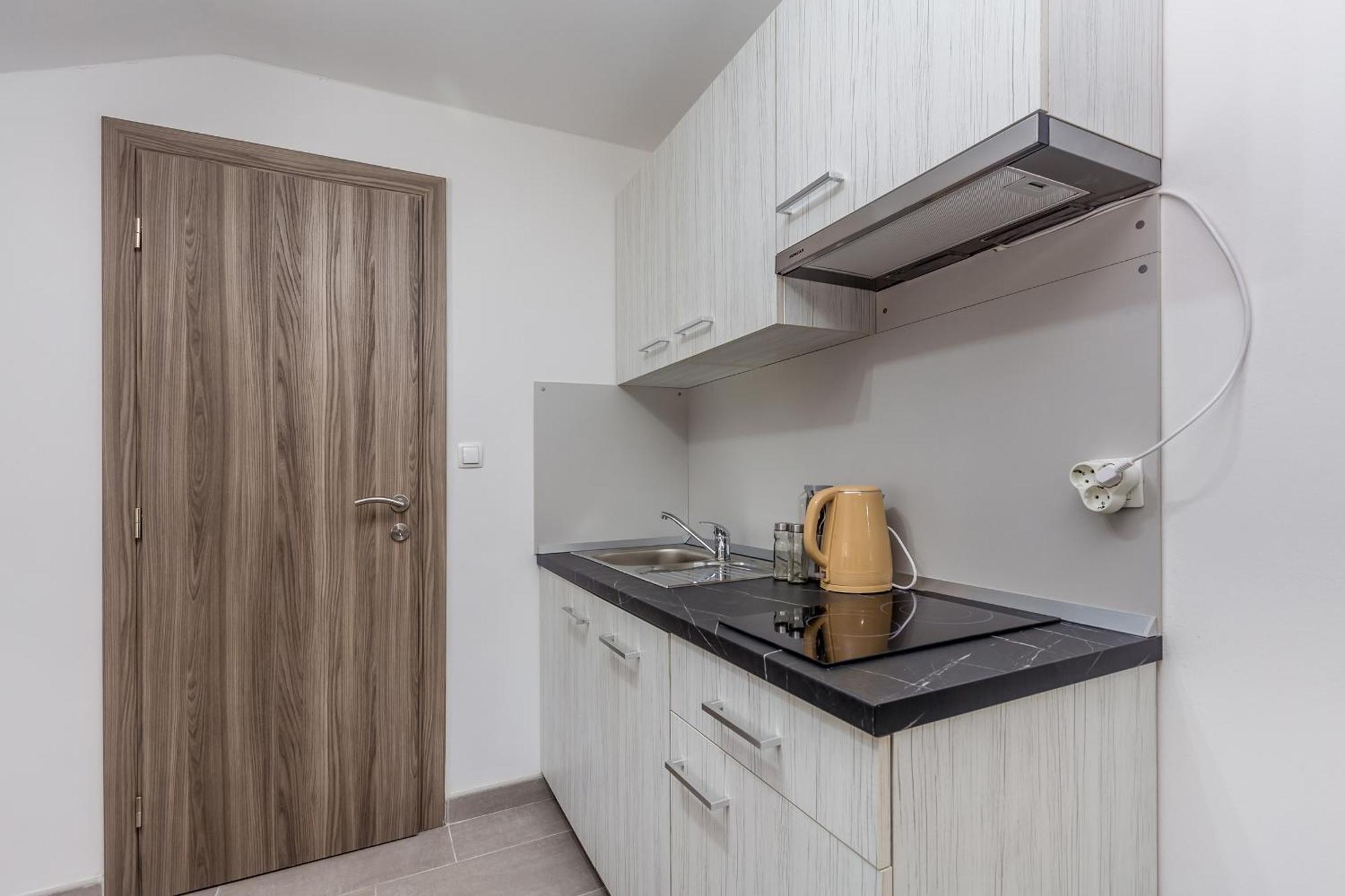 Apartmani Tena ニヴィーチェ エクステリア 写真