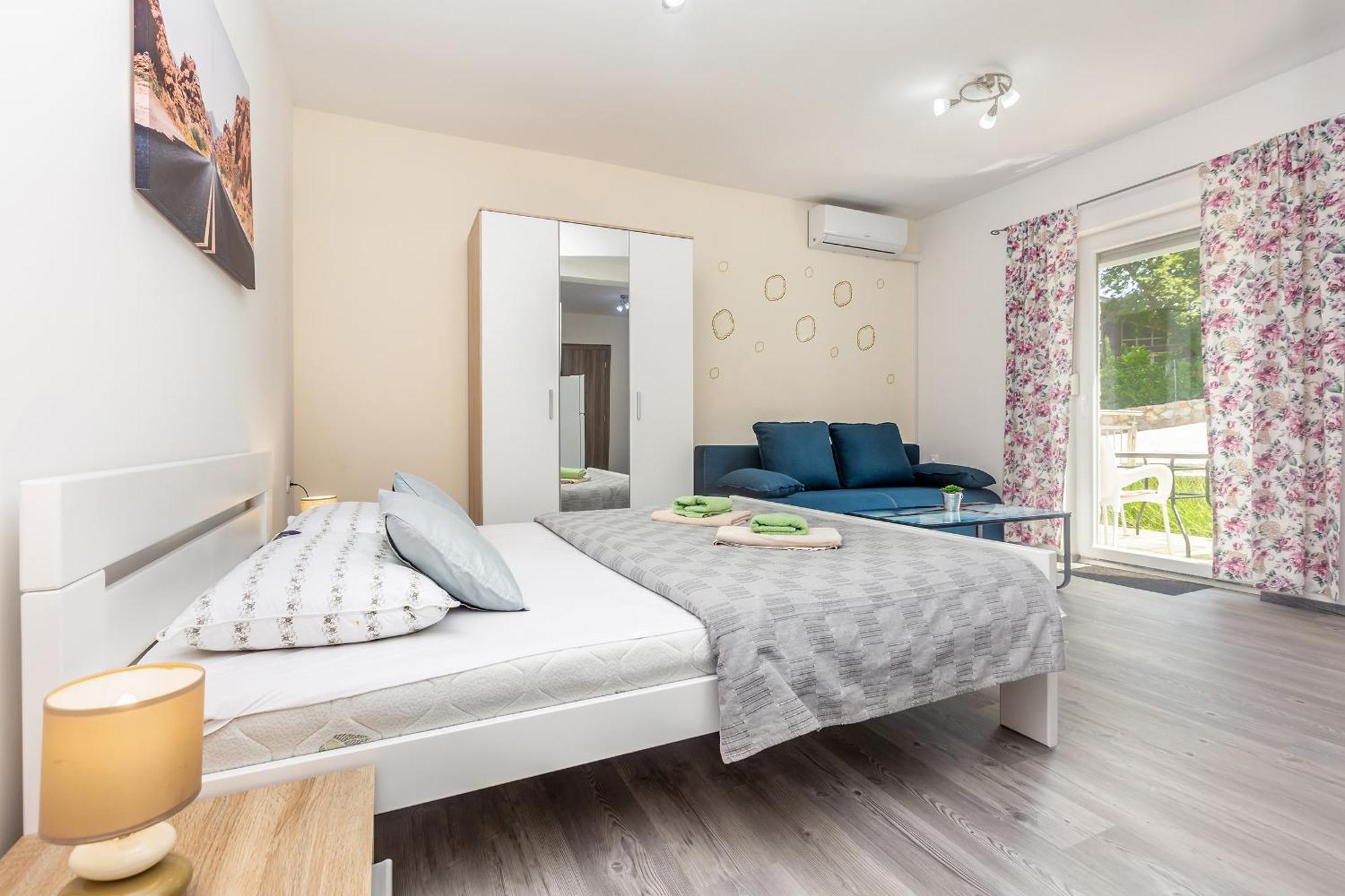 Apartmani Tena ニヴィーチェ エクステリア 写真