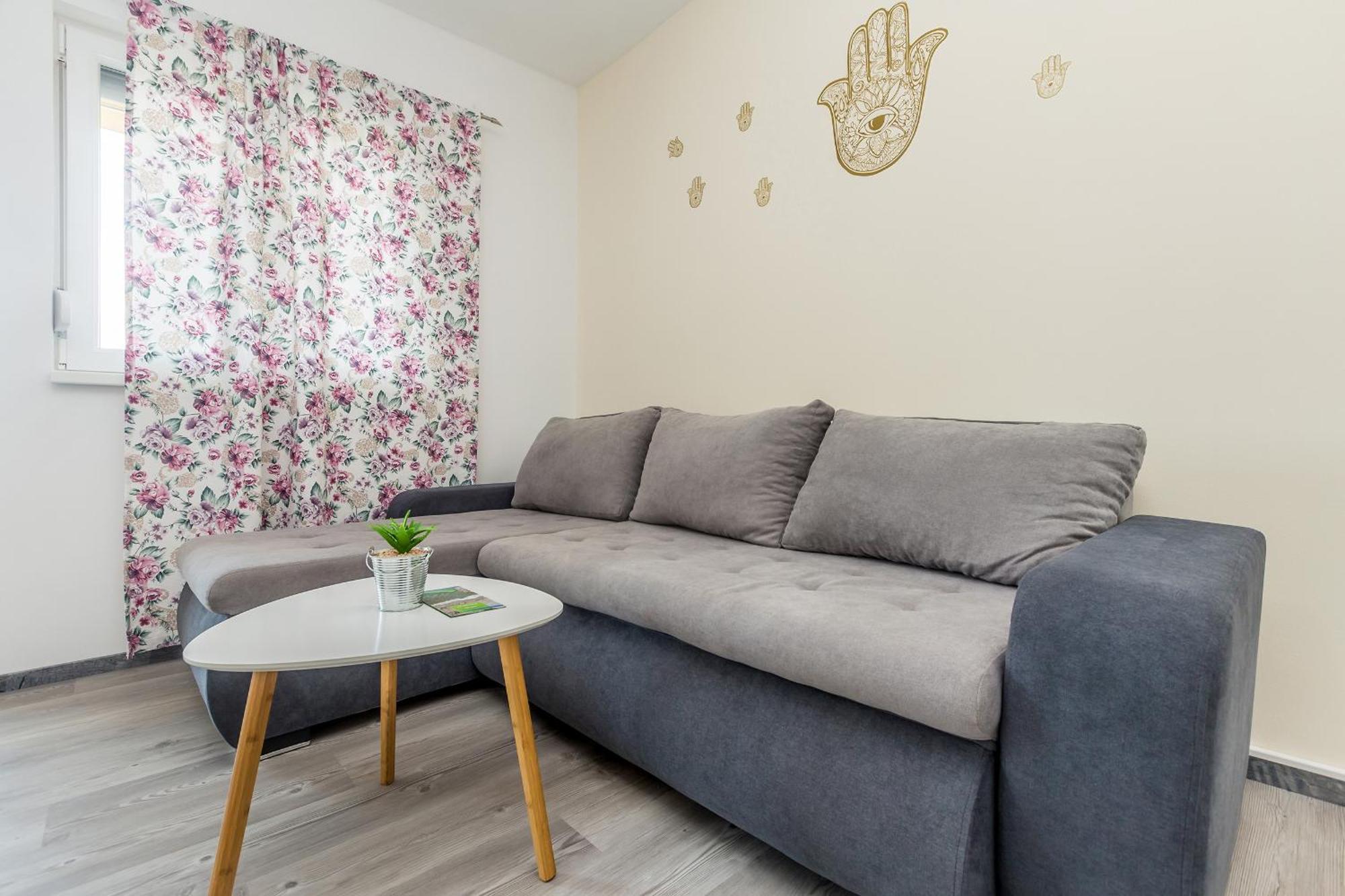 Apartmani Tena ニヴィーチェ エクステリア 写真